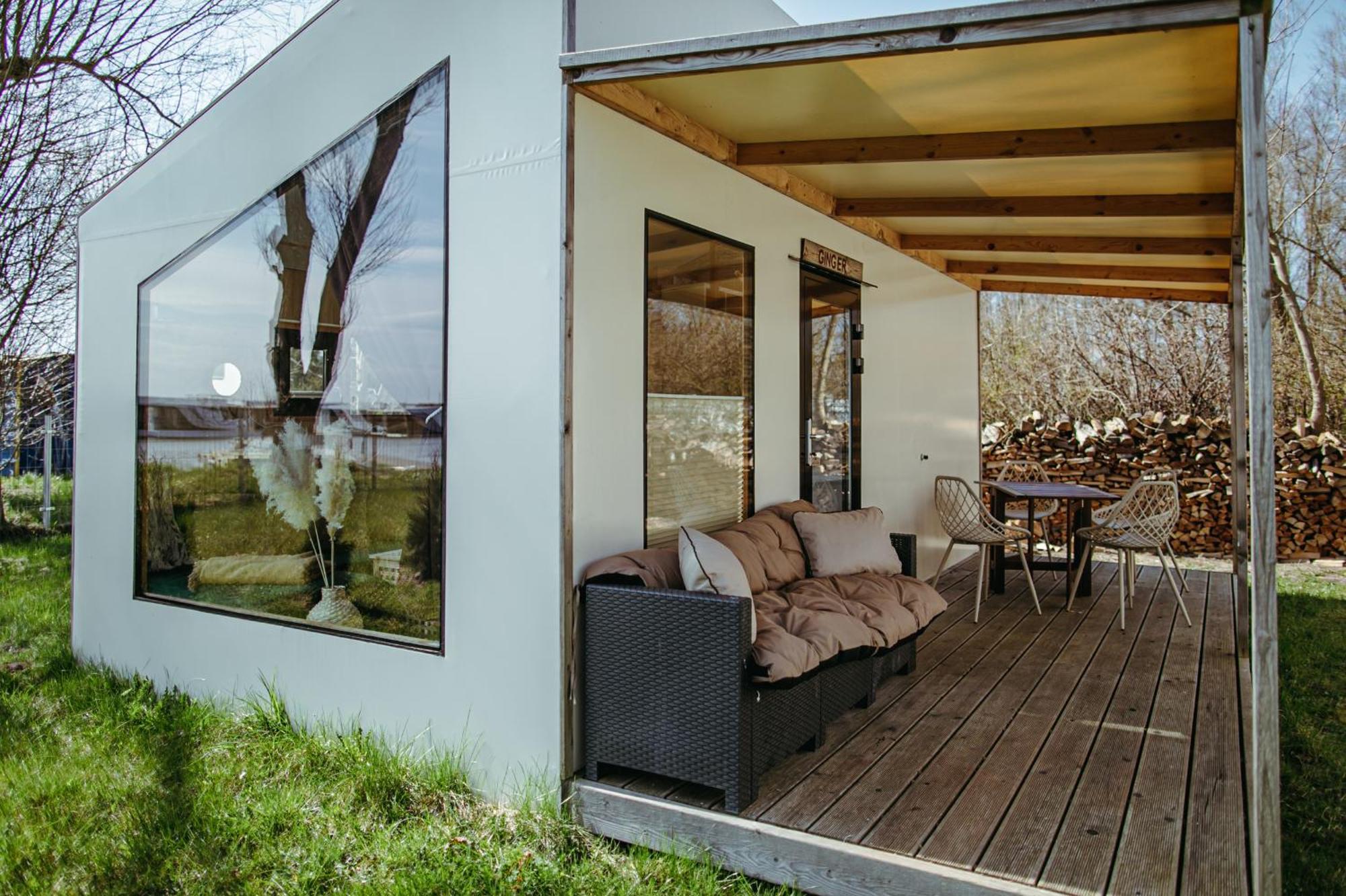 Herbals - Tree&Lake Houses With Bath, Sauna, Bikes, Motorboat Mielno  Szoba fotó